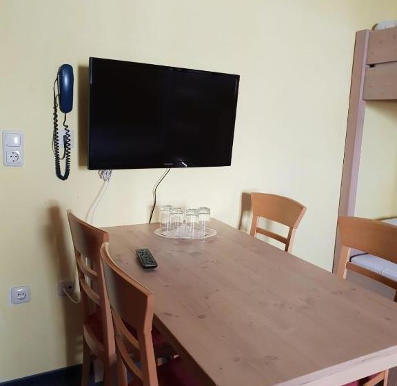 호텔 Gasthaus Zum Schloßwirt