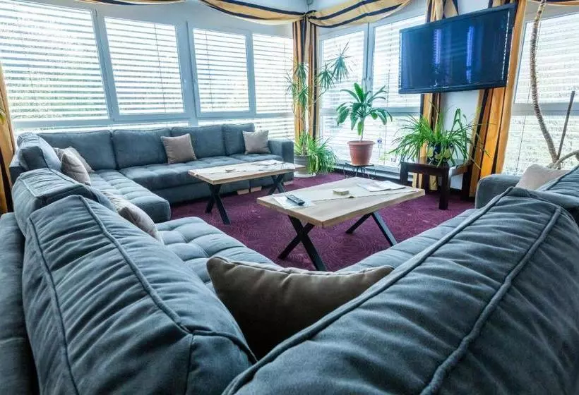 هتل Restaurant Zum Sänger An Der Ahr