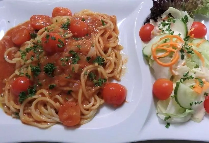 هتل Restaurant Zum Sänger An Der Ahr