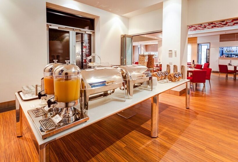 호텔 Mantra Charles