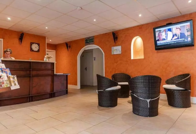 Отель B Hôtel Olympia Bourges   Rénovation Terminée