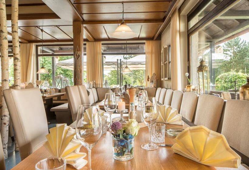 Parkhotel Emstaler Höhe