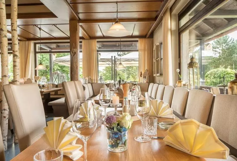 Parkhotel Emstaler Höhe