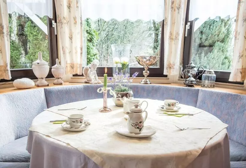 Hotel Gästehaus Schweizerhof