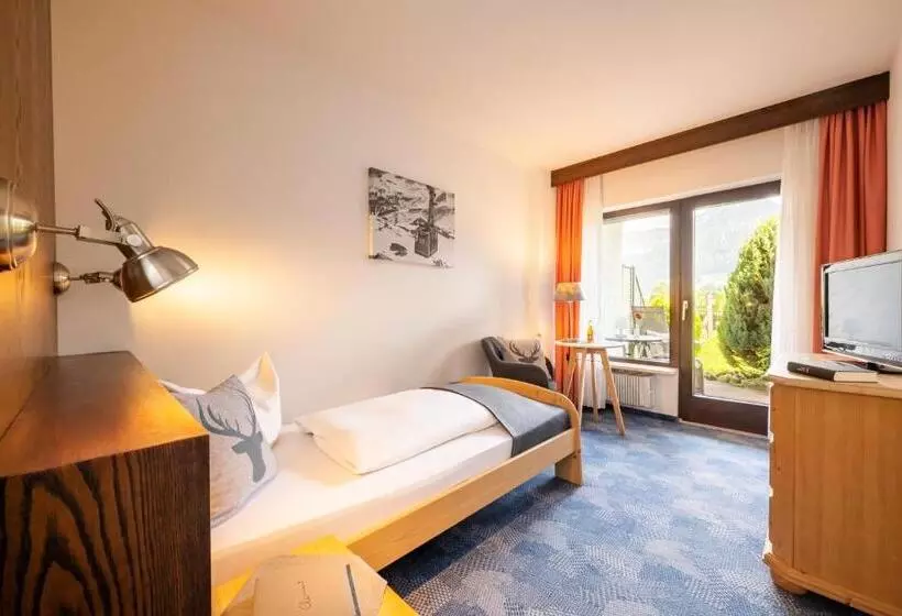 Отель Garni Tannhof