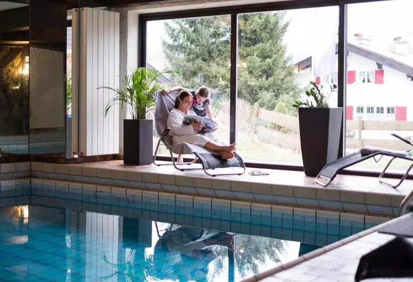 Отель Garni Tannhof