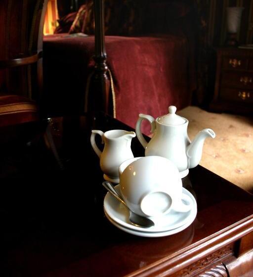 فندق Ty Newydd Country