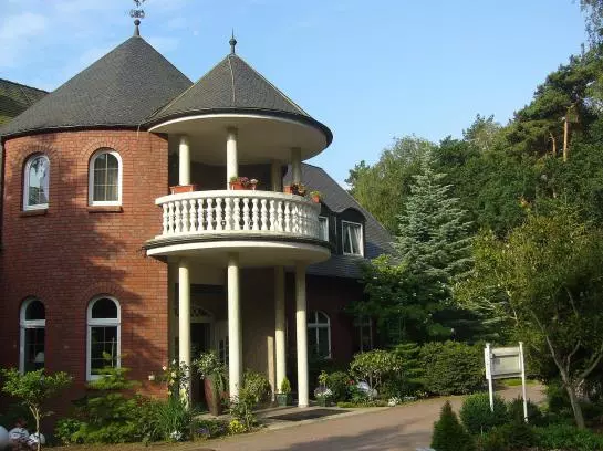 ホテル Und Restaurant Waldschlösschen