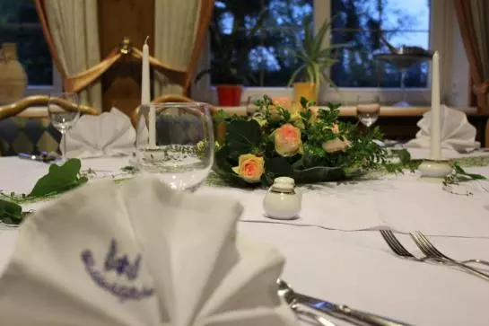 ホテル Und Restaurant Waldschlösschen