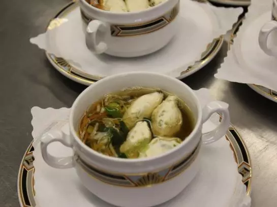 ホテル Und Restaurant Waldschlösschen