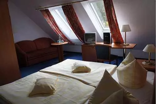 هتل Restaurant Zum Sänger An Der Ahr