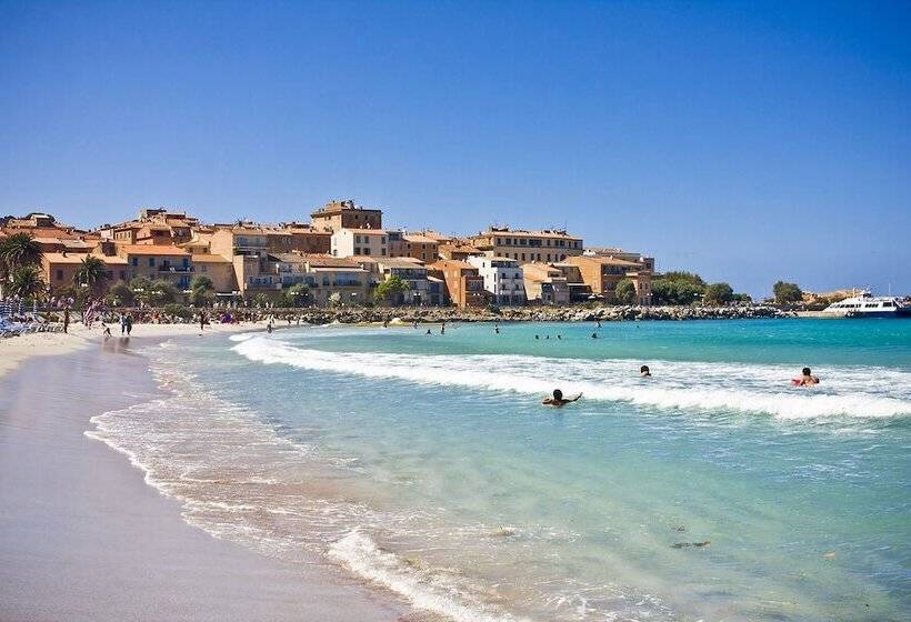 مُتل Les Alizés Résidence & Spa