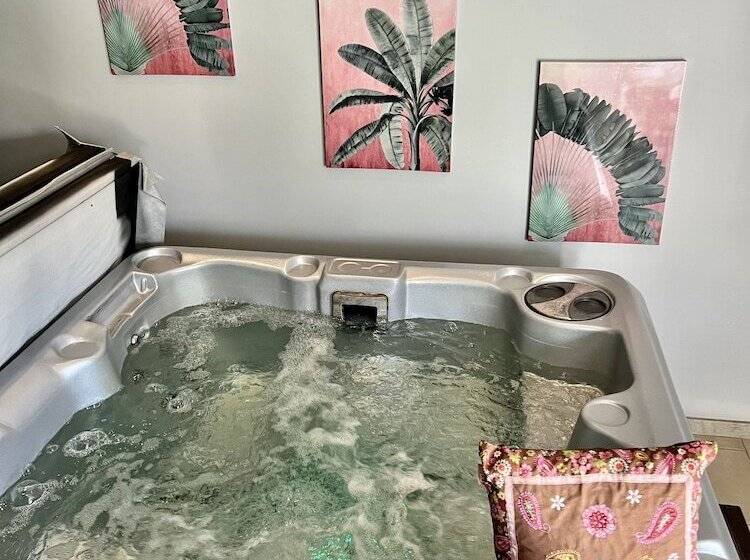 مُتل Les Alizés Résidence & Spa