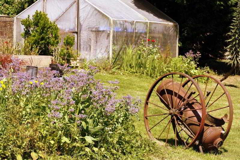Priory Bay Hotel Golf Beach