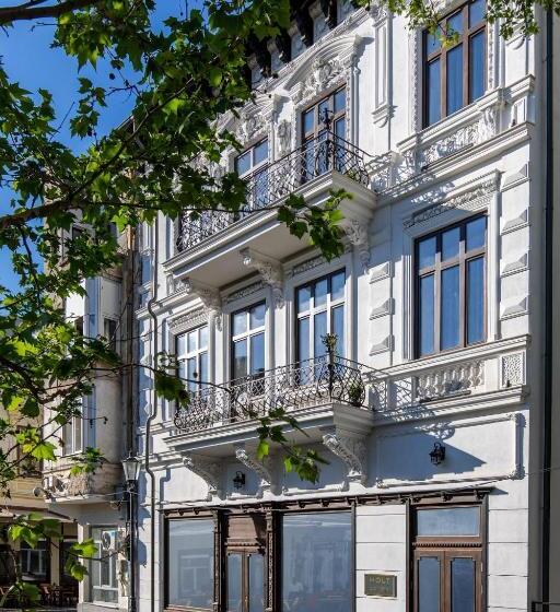 هاستل Holt Old Town Suites