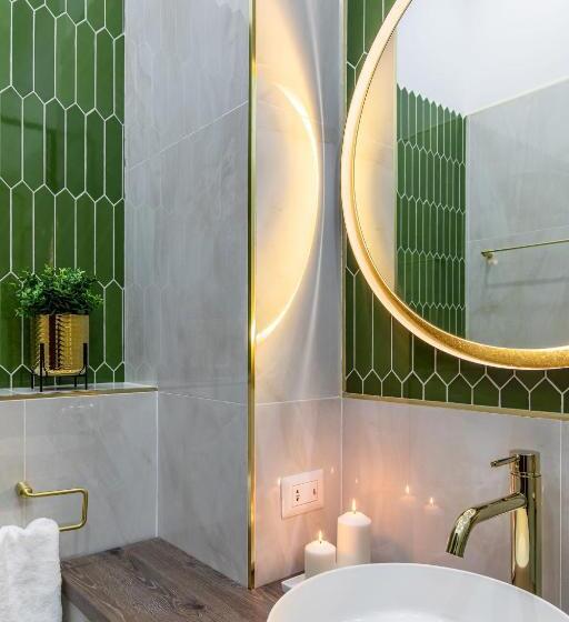 هاستل Holt Old Town Suites