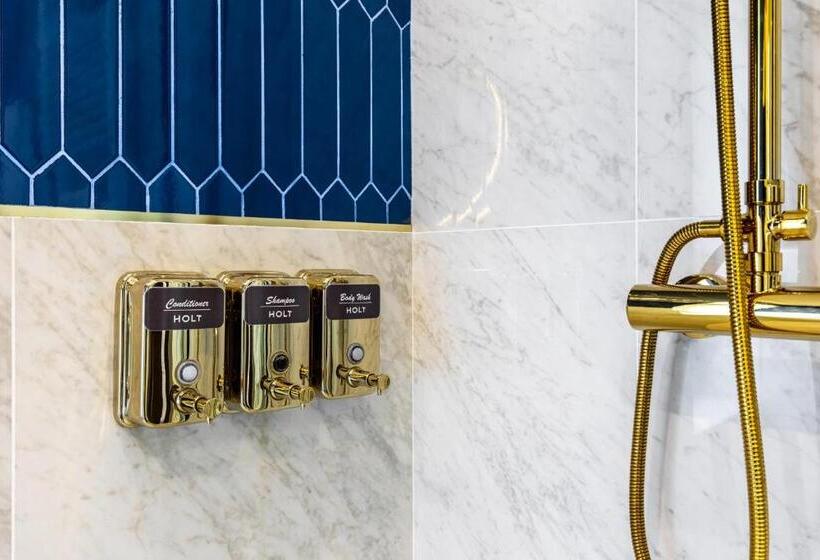 هاستل Holt Old Town Suites