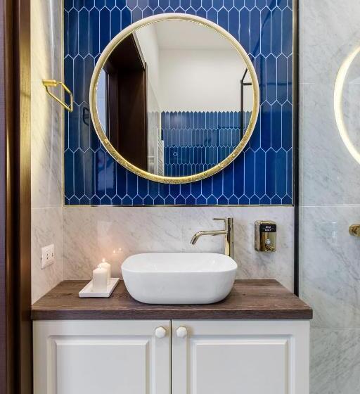 هاستل Holt Old Town Suites