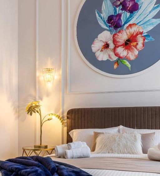 هاستل Holt Old Town Suites