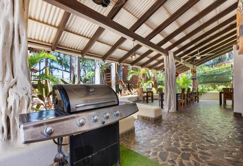 مبيت وإفطار The Beach Bungalows   Yoga And Surf House   Adults Only