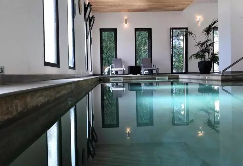 ホテル Clos Saint Michel Resort & Spa