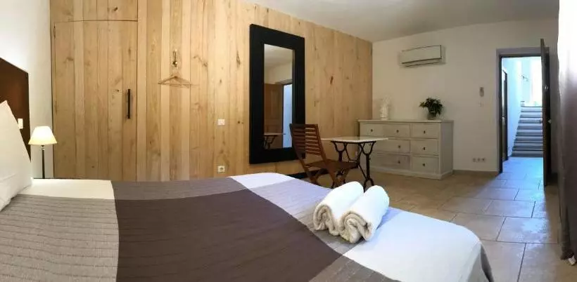 ホテル Clos Saint Michel Resort & Spa