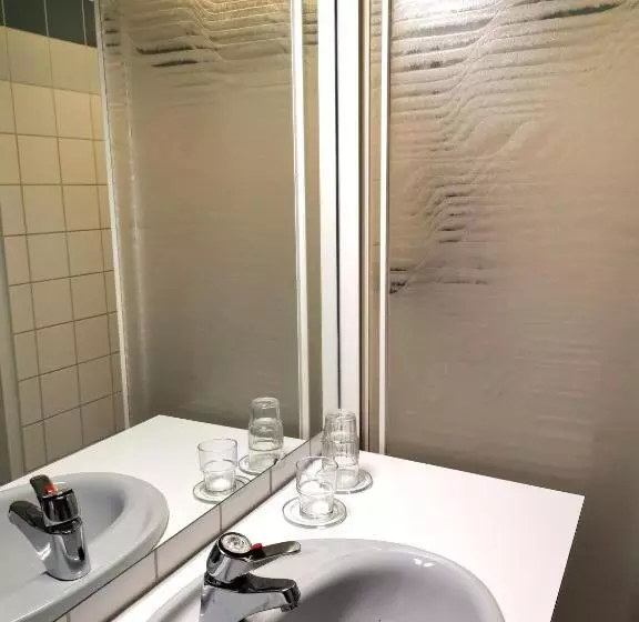 ホテル Mustion Linna / Svartå Manor