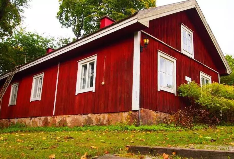 ホテル Mustion Linna / Svartå Manor