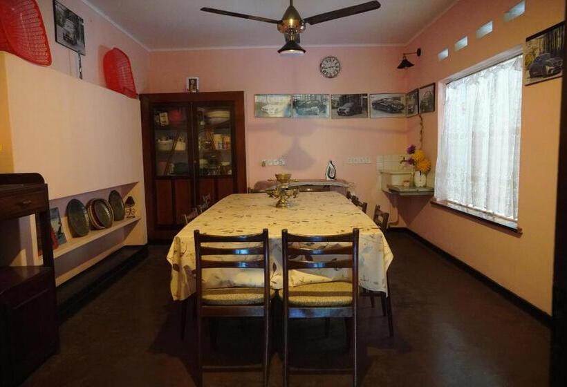 بنسيون Charakama Guest Bungalow   Gampaha