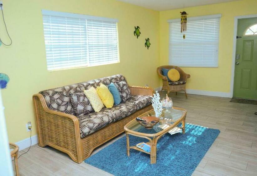 펜션 Jubilee Gardens Freeport