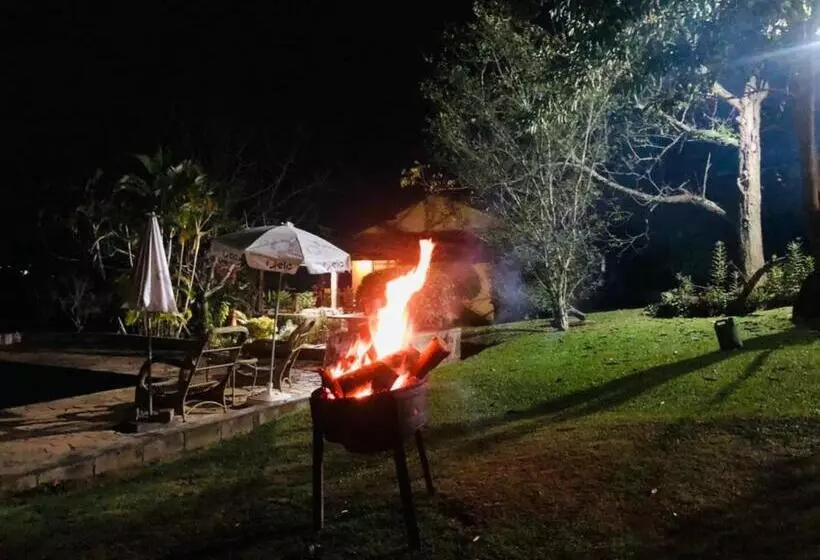 ペンション Pousada Sitio Da Terra E Arte