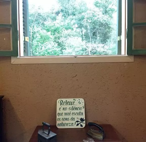 ペンション Pousada Sitio Da Terra E Arte