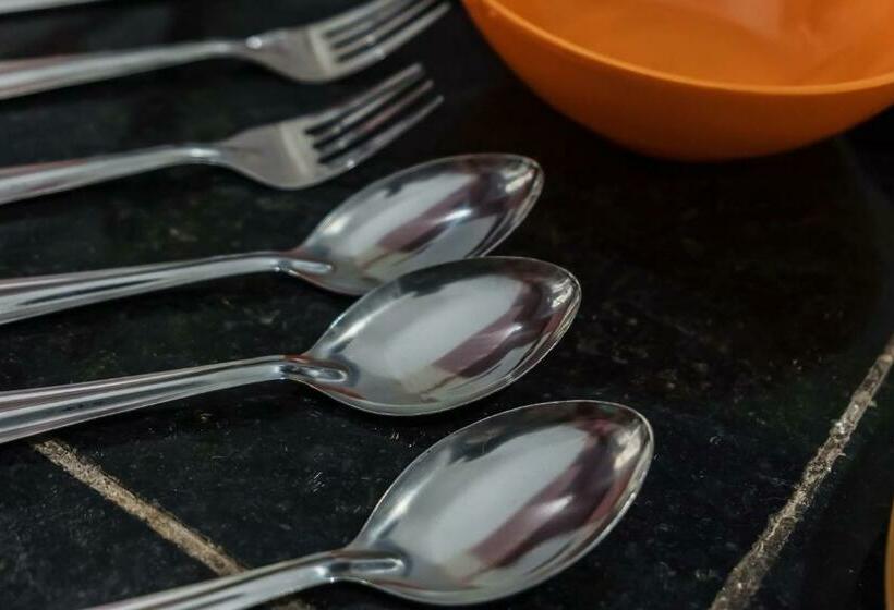 ペンション Vaccinated Staff  Oyo 30634 Graceful 2 Bhk Anjuna