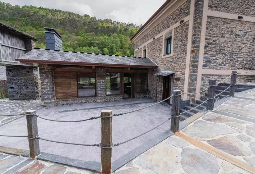 Apartamentos Rurales Casa Llongo