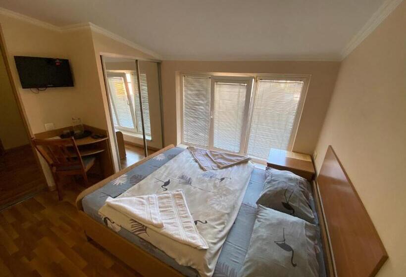 בית מלון כפרי ковчег