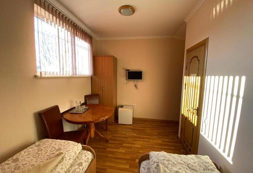 בית מלון כפרי ковчег