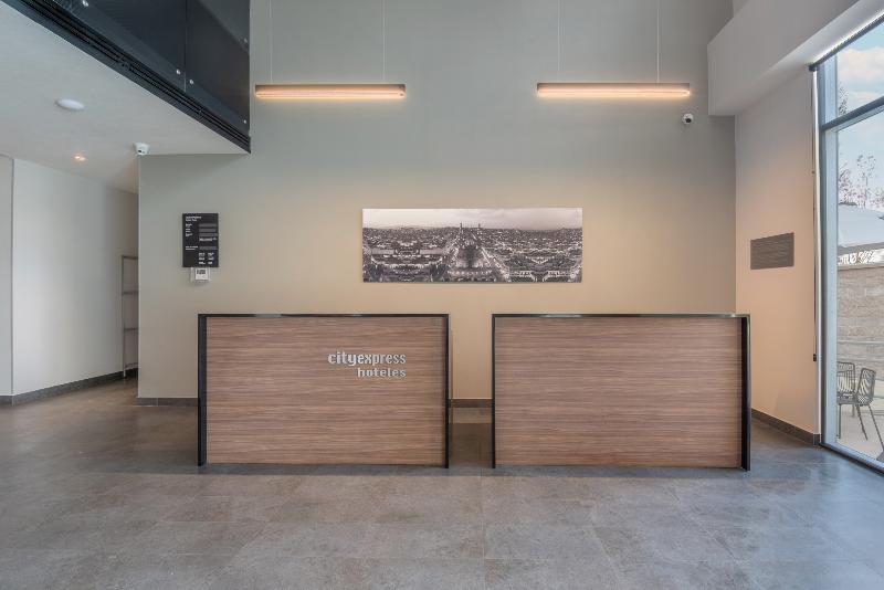 فندق City Express By Marriott Lagos De Moreno