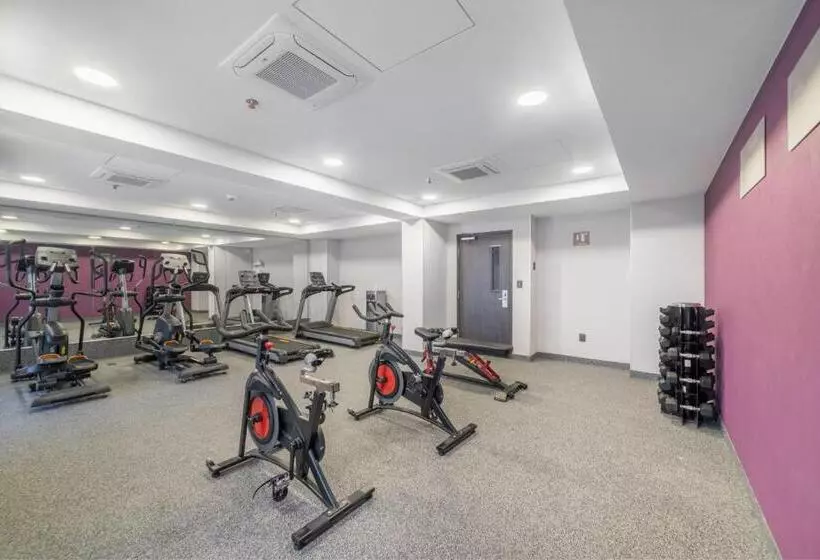 ホテル City Express By Marriott Lagos De Moreno