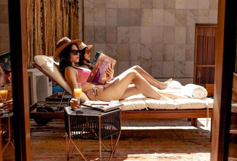 酒店 El Recinto Luxury