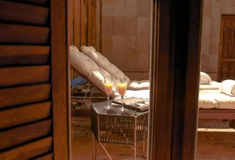 هتل El Recinto Luxury