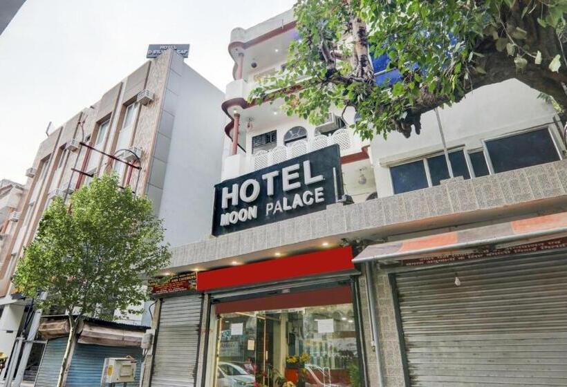 هتل Flagship 80874  Moon Palace