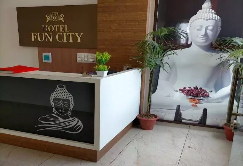 ホテル Fun City