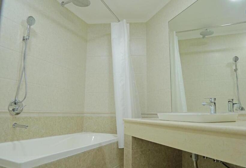 בית מלון כפרי Grand Ark Bukhara