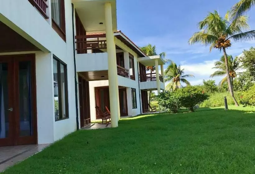 Hotelli Nandel Beach Resort