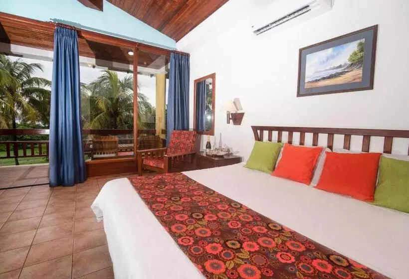 Hotelli Nandel Beach Resort