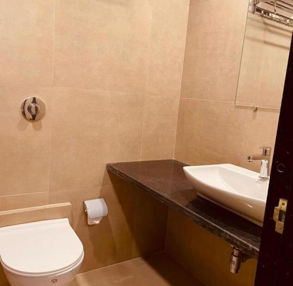 Hotel Fab New Radsson Suite