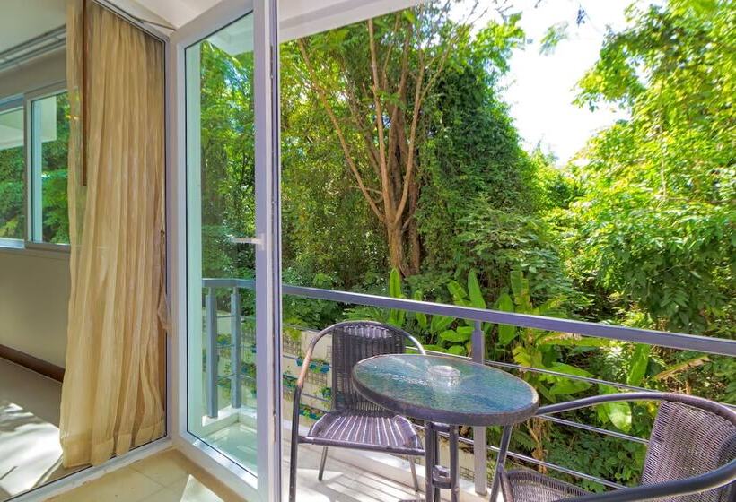 Karon Butterfly Residence