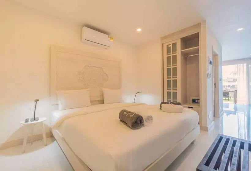 Karon Butterfly Residence