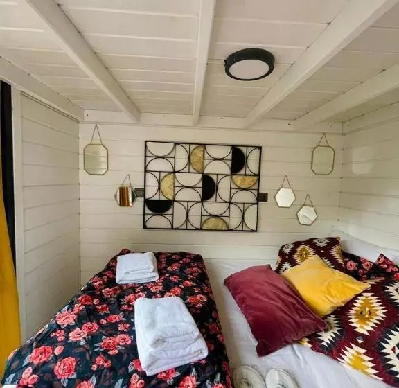 リゾートホテル Vagona Tiny House