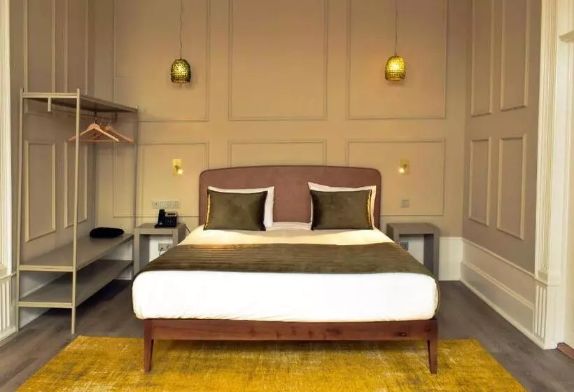 تختخواب و صبحانه Arte Nova Guesthouse